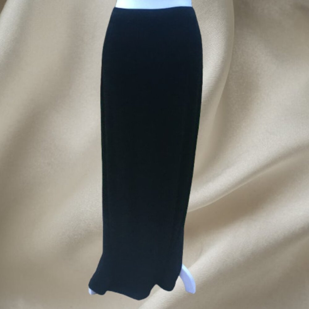 Travel Collection Women's Black Maxi Length Long Skirt Straight Back Slit (S)